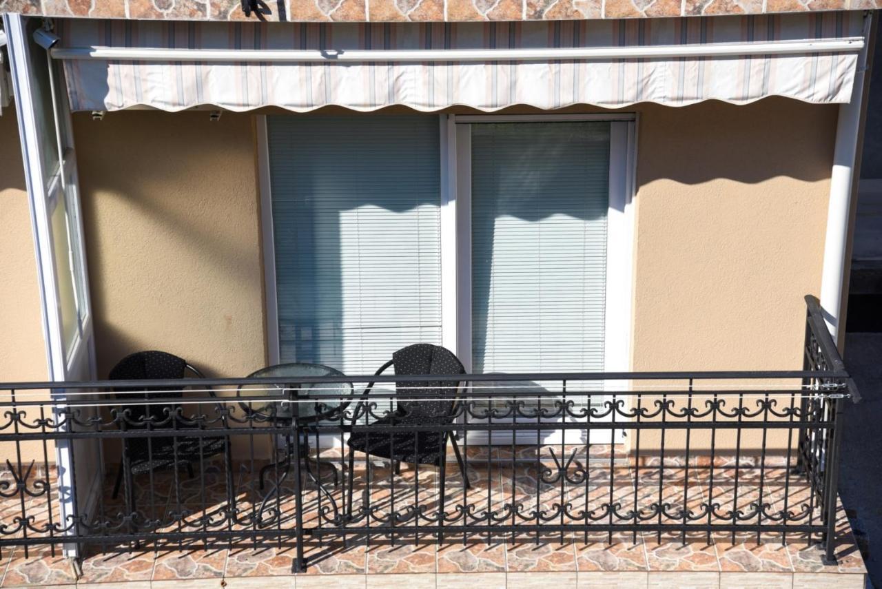D&D Apartments Tivat Exterior photo